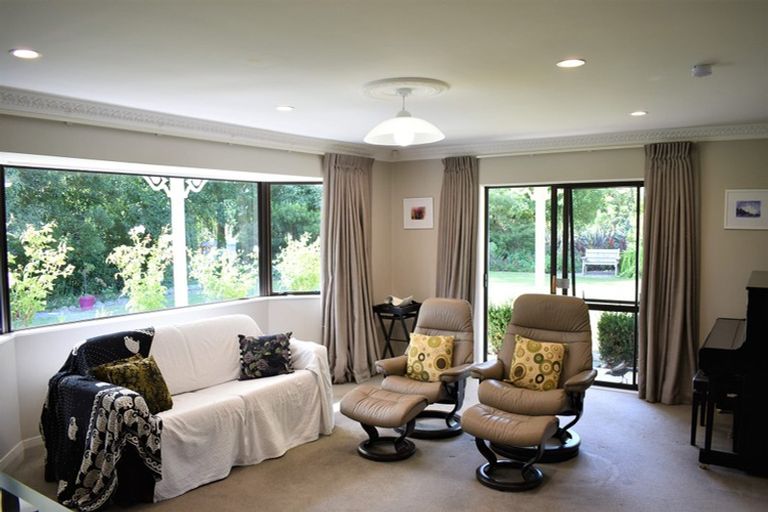 Photo of property in 24 Best Road, Te Horo, Otaki, 5582