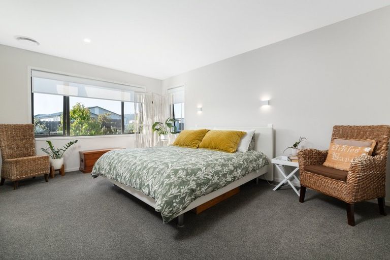 Photo of property in 2 Pimelea Street, Papamoa Beach, Papamoa, 3118