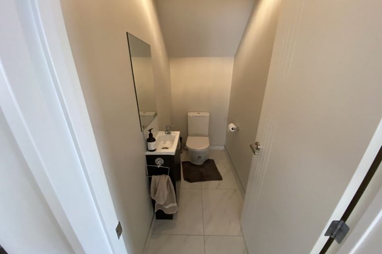 Photo of property in 7 Azzurro Way, Flat Bush, Auckland, 2019
