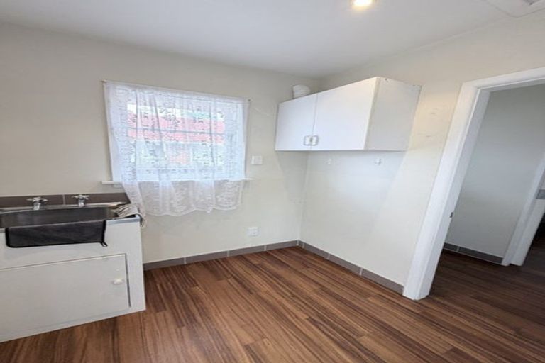 Photo of property in 16 Farrington Avenue, Bishopdale, Christchurch, 8053