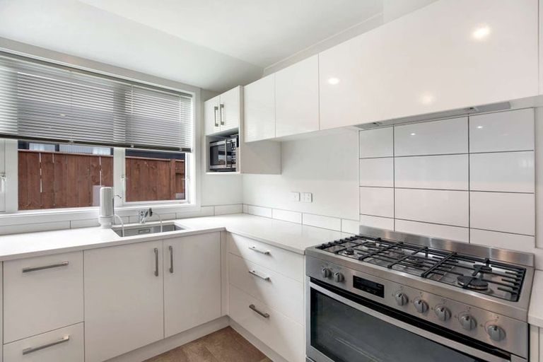 Photo of property in 15 Serenity Crescent, Kelvin Grove, Palmerston North, 4414