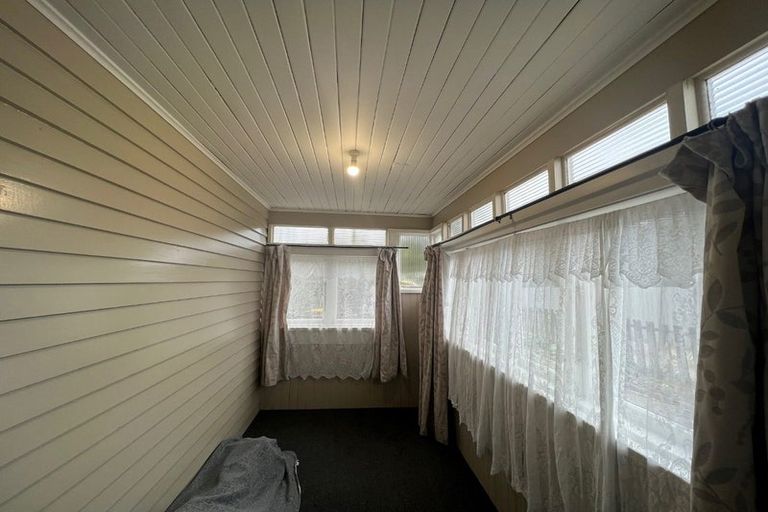 Photo of property in 1a/24 Vine Street, Mangere East, Auckland, 2024