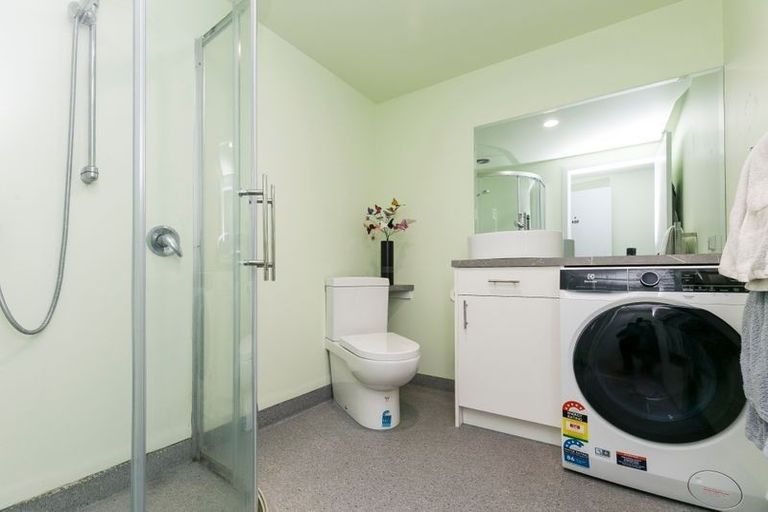 Photo of property in Orange Apartments/victoria Centr, 504/169 The Terrace, Wellington Central, Wellington, 6011