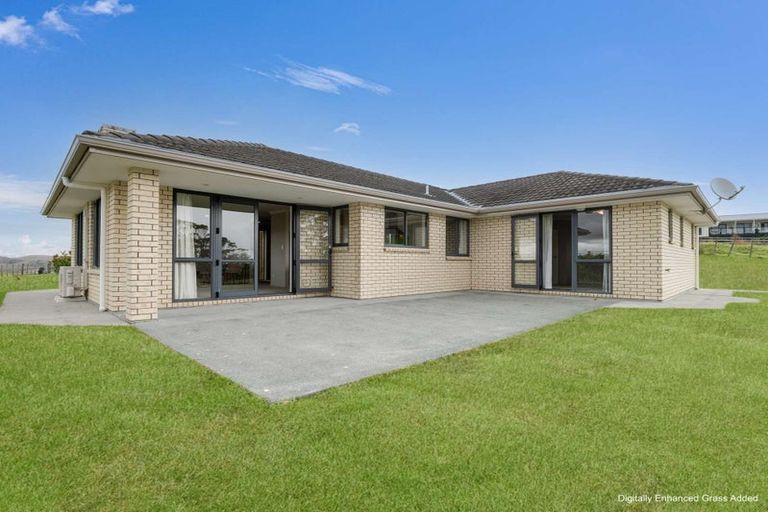 Photo of property in 667 Pahi Road, Pahi, Paparoa, 0571
