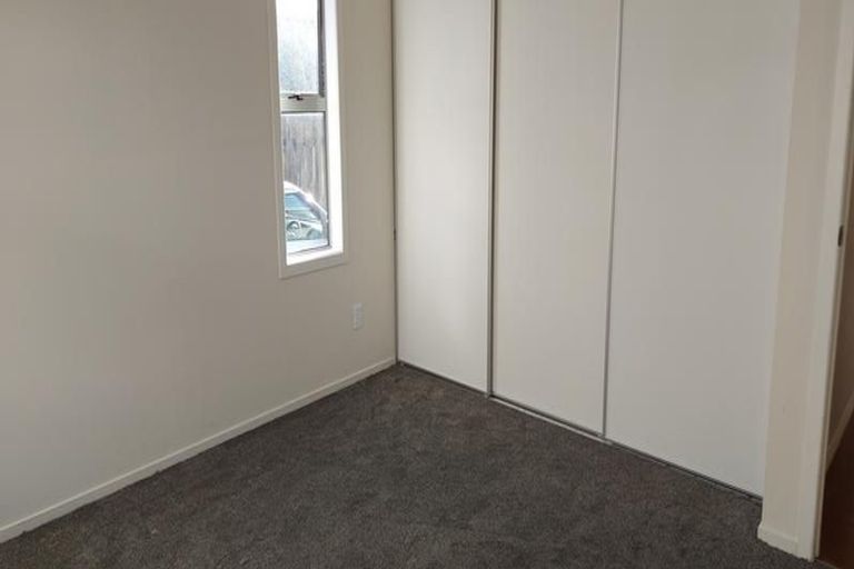 Photo of property in 33a Titoki Street, Te Atatu Peninsula, Auckland, 0610