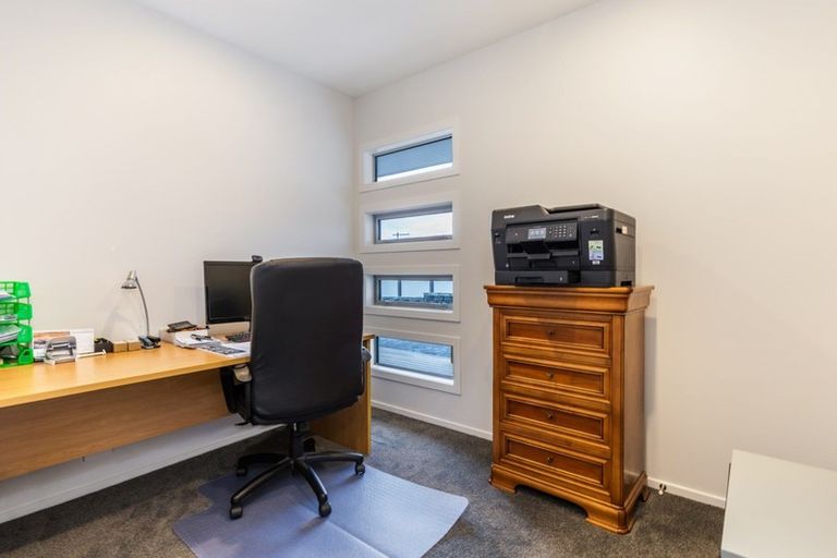 Photo of property in 2 Uku Way, Wharewaka, Taupo, 3330