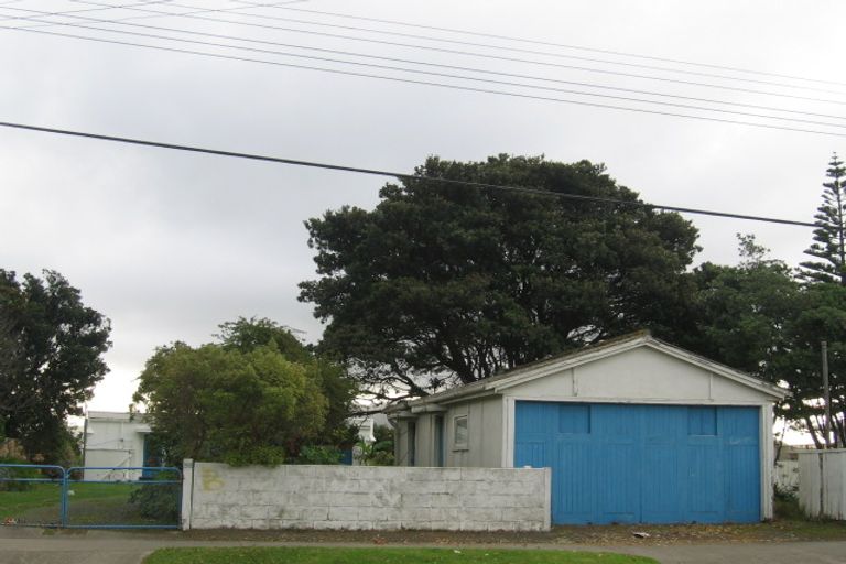 Photo of property in 55 Manly Street, Paraparaumu Beach, Paraparaumu, 5032