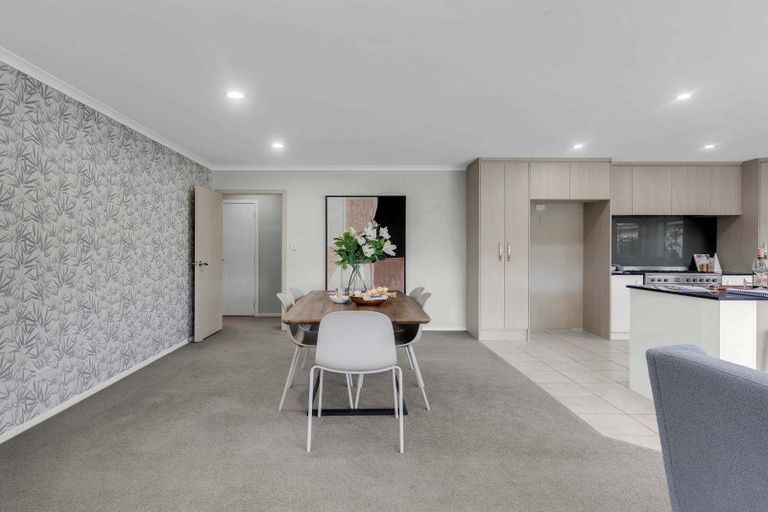 Photo of property in 1 Whitney Place, Rototuna North, Hamilton, 3210