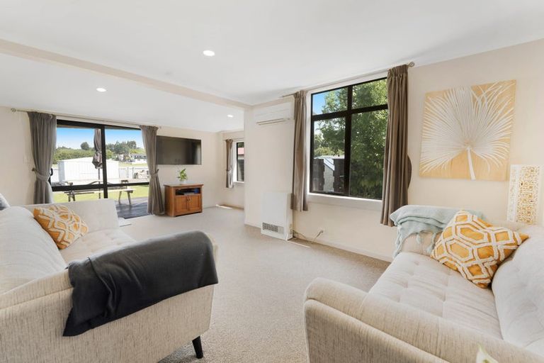 Photo of property in 12 Herbert Street, Gore, 9710