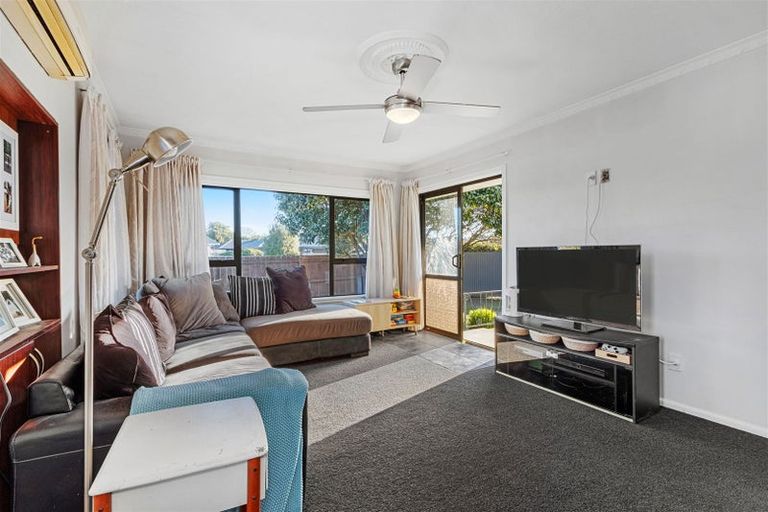 Photo of property in 28 Moore Street, Rolleston, 7614