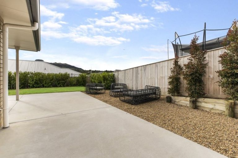 Photo of property in 64 Hillpark Drive, Pokeno, 2402