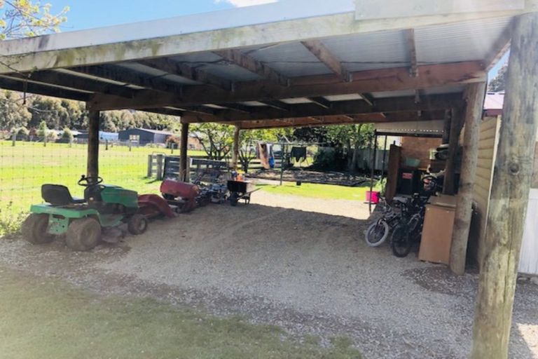 Photo of property in 5629 Kurow Duntroon Road, Kurow, 9498