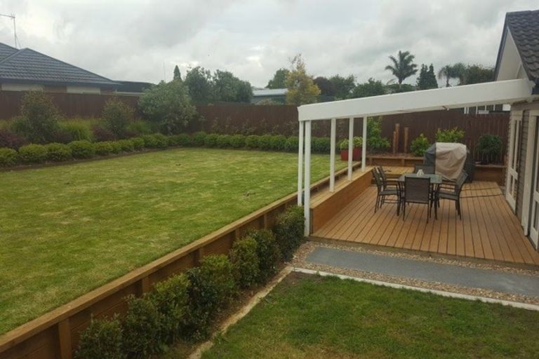 Photo of property in 25 Tatariki Street, Rosehill, Papakura, 2113