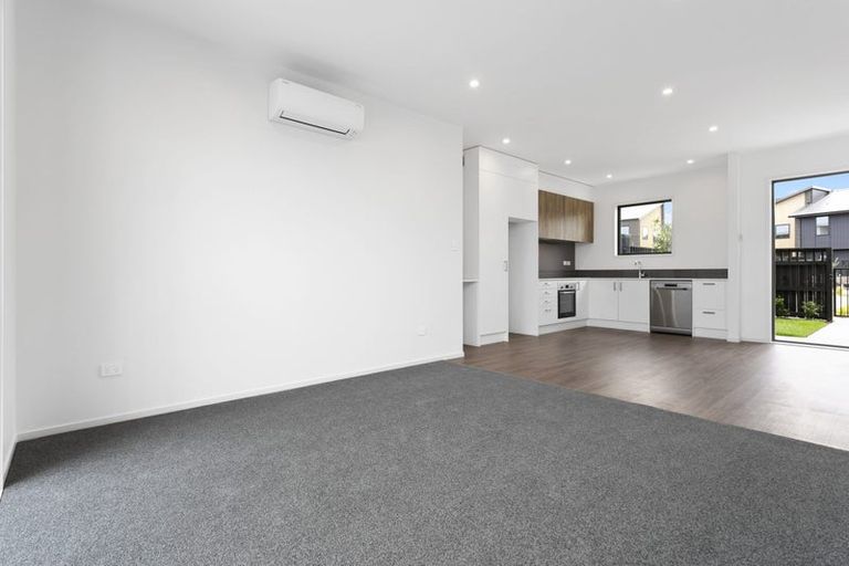 Photo of property in 20 Vasi Drive, Hobsonville, Auckland, 0616