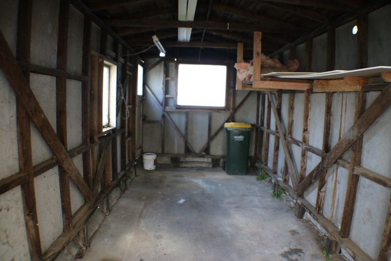 Photo of property in 9 Athlone Crescent, Boulcott, Lower Hutt, 5011