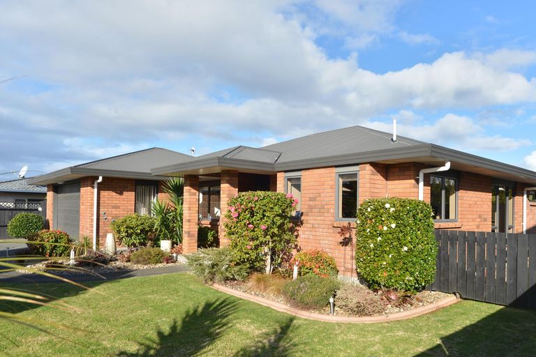 Photo of property in 10 Chatsfield Place, Te Kamo, Whangarei, 0112