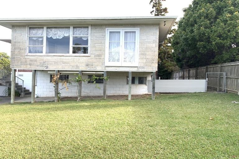 Photo of property in 20 Andrew Road, Howick, Auckland, 2010