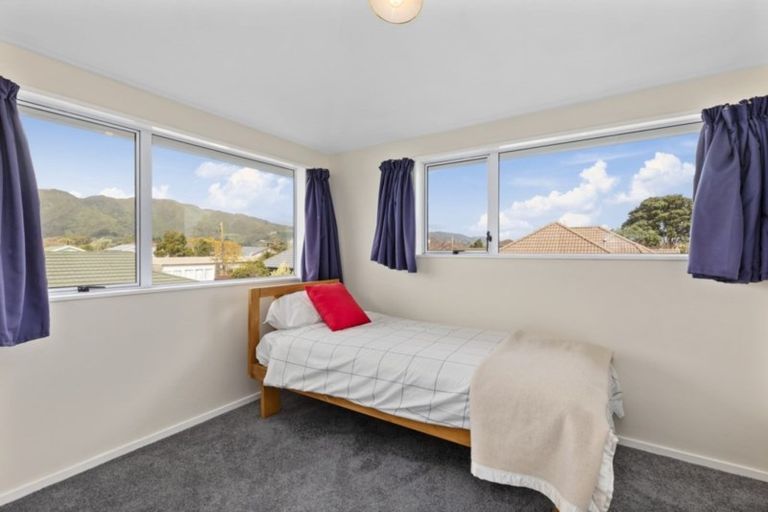 Photo of property in 13 Whites Line West, Woburn, Lower Hutt, 5010