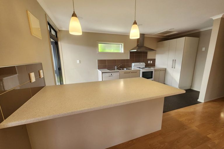 Photo of property in 52 Welcome Bay Road, Welcome Bay, Tauranga, 3112