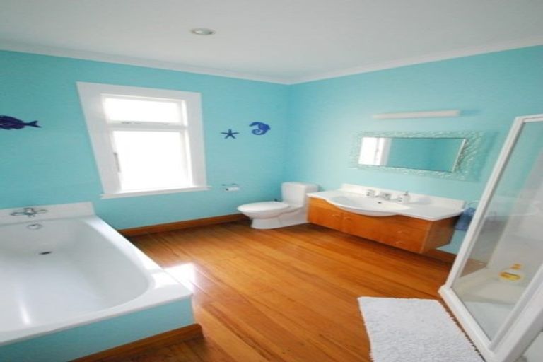 Photo of property in 80 Beauchamp Street, Karori, Wellington, 6012