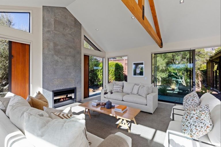 Photo of property in 1 Reading Court, Jacks Point, Queenstown, 9371