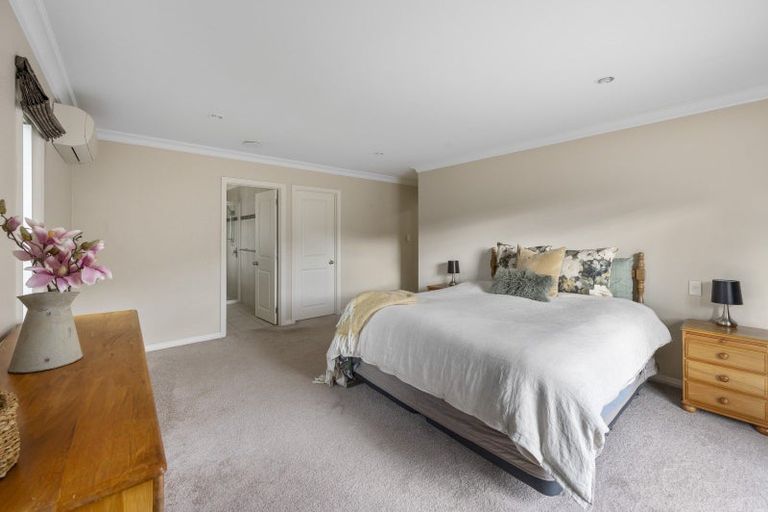 Photo of property in 15 Pinotage Drive, Greenmeadows, Napier, 4112