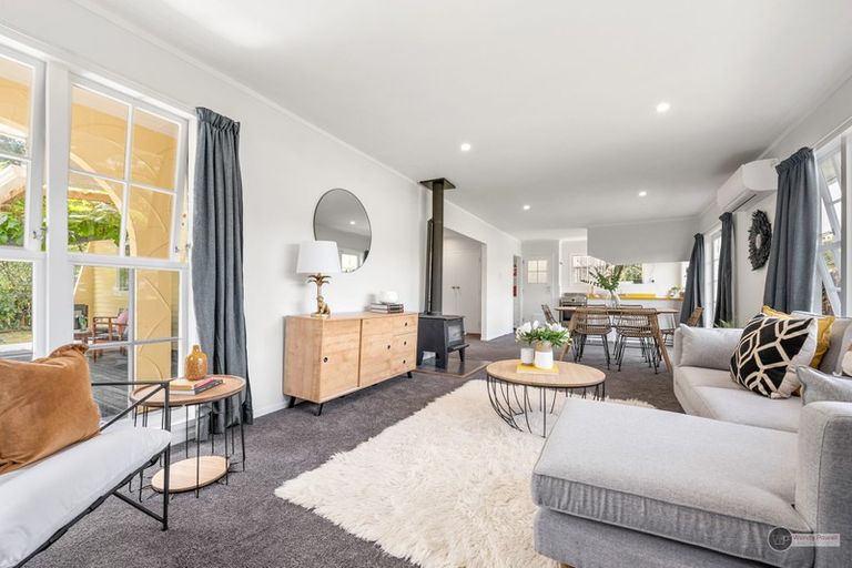 Photo of property in 10 Tiroiti Grove, Stokes Valley, Lower Hutt, 5019