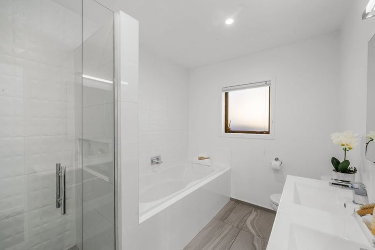 Photo of property in 1/14 Whitfield Street, Sumner, Christchurch, 8081