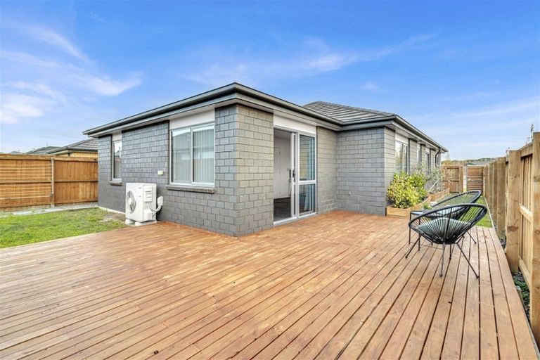 Photo of property in 18 Meyer Crescent, Halswell, Christchurch, 8025