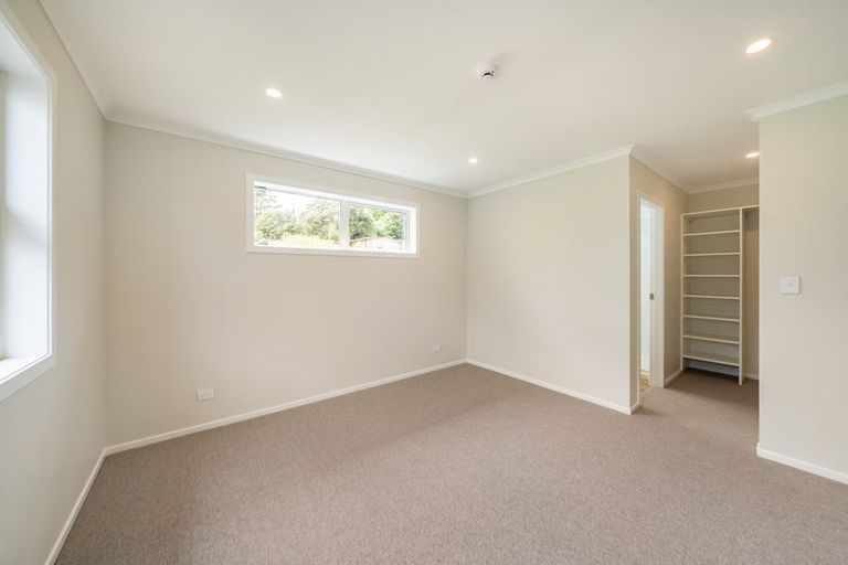Photo of property in 70b Heretaunga Square, Silverstream, Upper Hutt, 5019