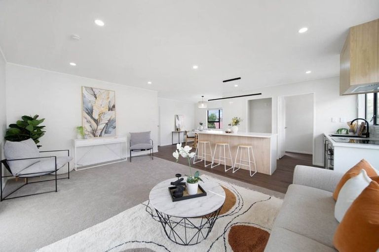 Photo of property in 9b Boundary Road, Opaheke, Papakura, 2113