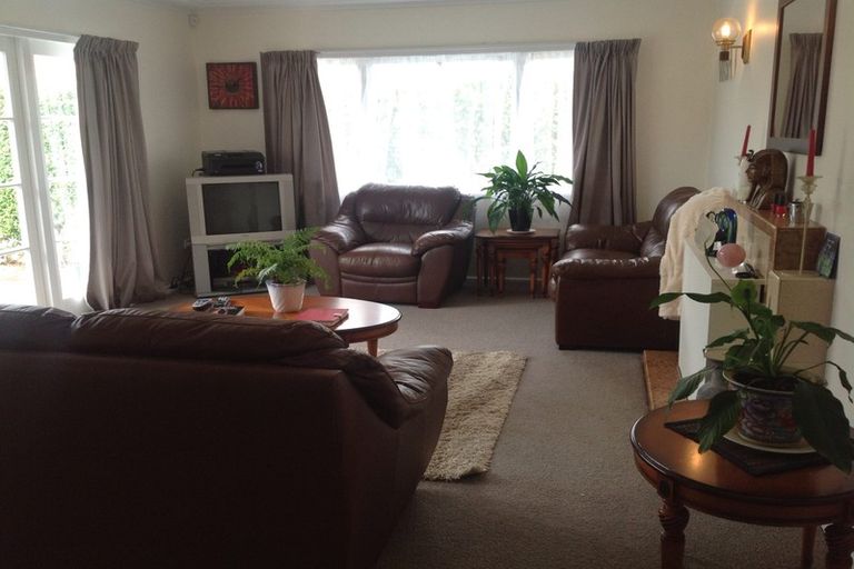Photo of property in 516 Te Atatu Road, Te Atatu Peninsula, Auckland, 0610