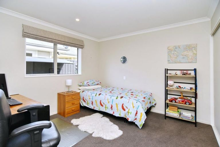 Photo of property in 6 Brantholme Place, Rangiora, 7400