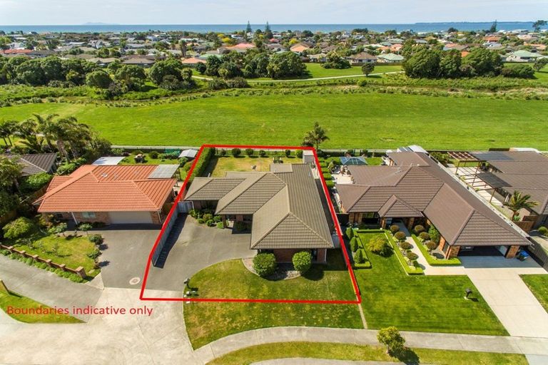 Photo of property in 54 Carrington Drive, Papamoa Beach, Papamoa, 3118