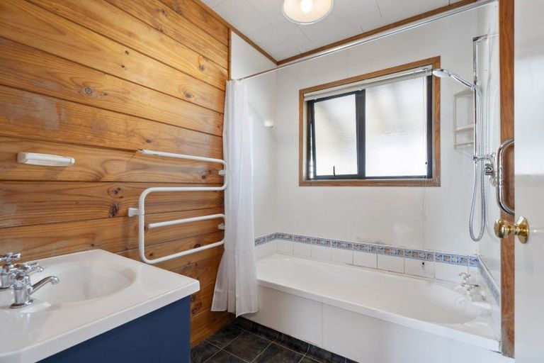 Photo of property in 37 Pukepapa Road, Marton, 4710