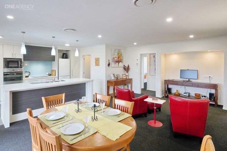 Photo of property in 2 Wakeman Way, Kaiapoi, 7630