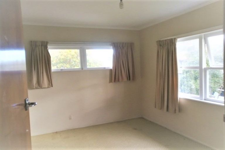 Photo of property in 1/13 Ocean View Road, Hillcrest, Auckland, 0627