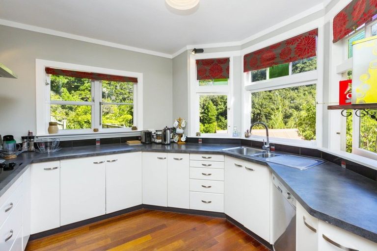 Photo of property in 62 Wyndham Road, Pinehaven, Upper Hutt, 5019