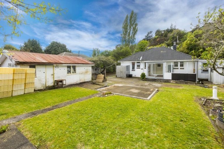 Photo of property in 107 Akatarawa Road, Birchville, Upper Hutt, 5018