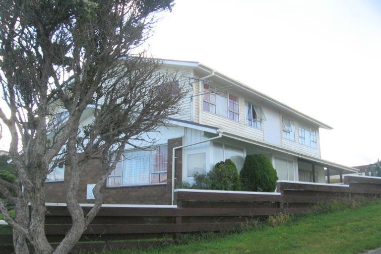 Photo of property in 140a Mitchell Street, Brooklyn, Wellington, 6021