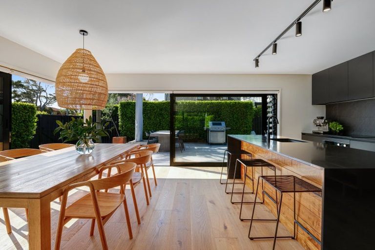 Photo of property in 56 Brixton Road, Manly, Whangaparaoa, 0930