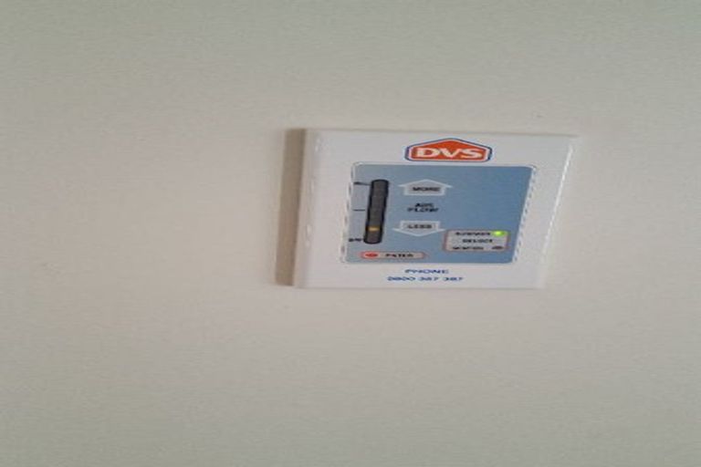 Photo of property in 2/4 Northcote Road, Takapuna, Auckland, 0622