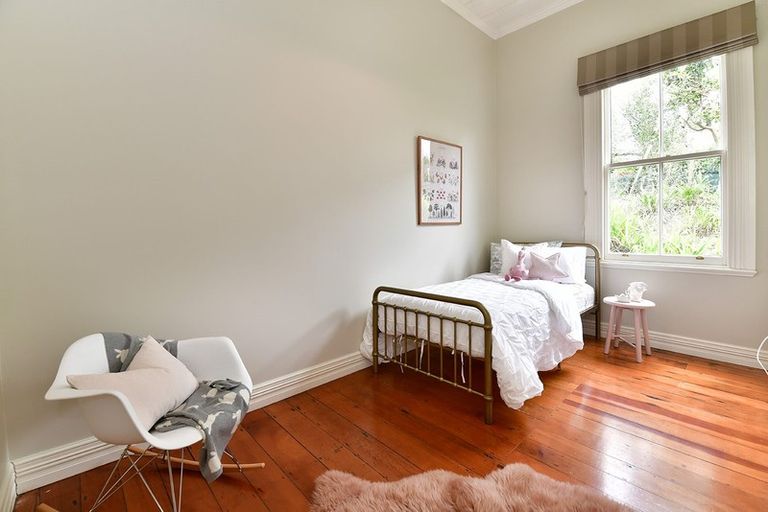 Photo of property in 17c Nelson Street, Helensville, 0800