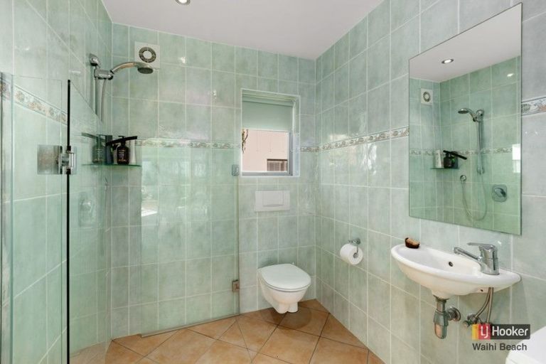 Photo of property in 221 Seaforth Road, Waihi Beach, 3611