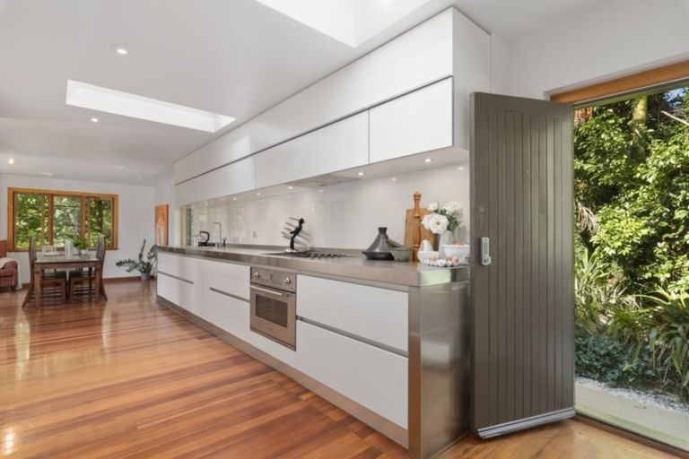 Photo of property in 109 Beresford Street, Bayswater, Auckland, 0622