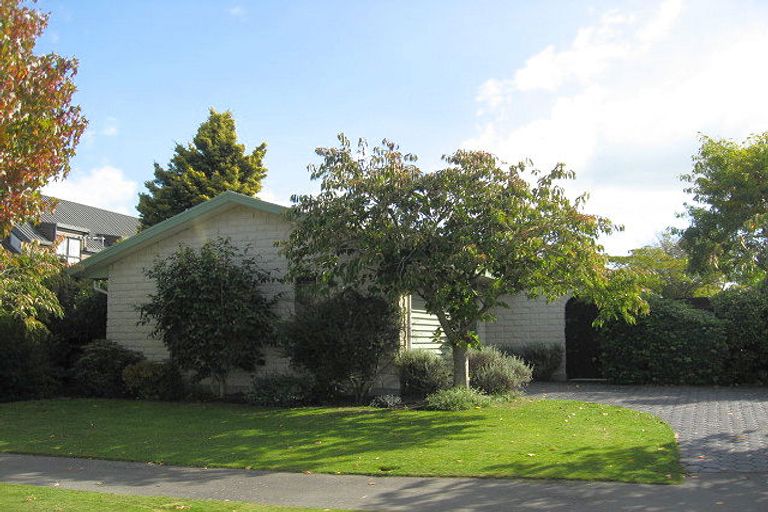 Photo of property in 31 Westmont Street, Ilam, Christchurch, 8041