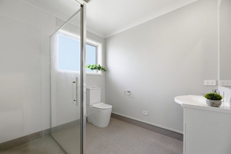 Photo of property in 4a Tiria Drive, Papamoa Beach, Papamoa, 3118