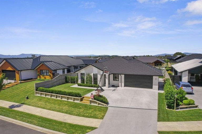 Photo of property in 43 Pinehurst Crescent, Morrinsville, 3300
