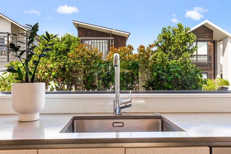 Photo of property in 12 Flounder Road, Hobsonville, Auckland, 0616