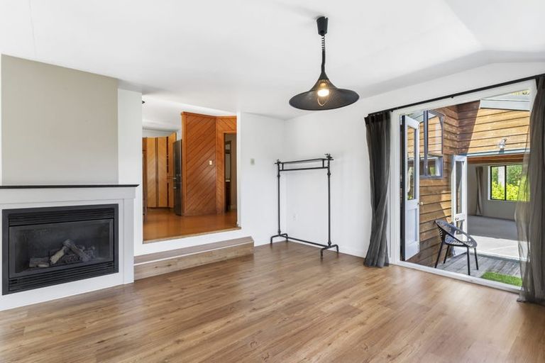 Photo of property in 5 Telephone Road, Birkenhead, Auckland, 0626